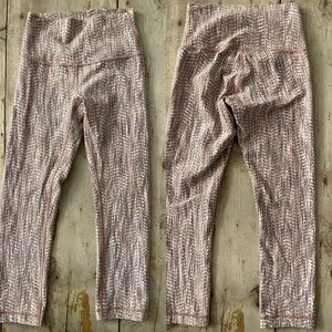Lululemon cropped leggings - size 4